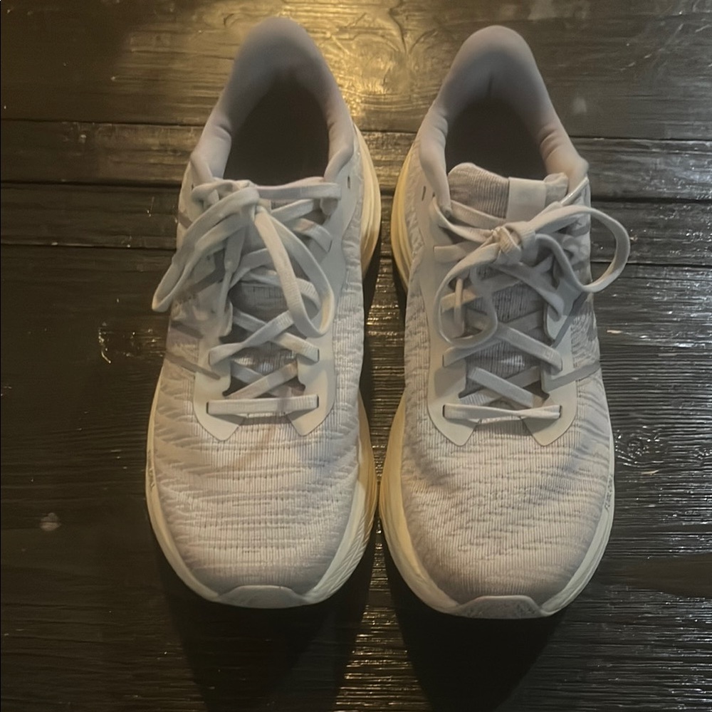 New Balance Sneakers - Picture 4 of 5